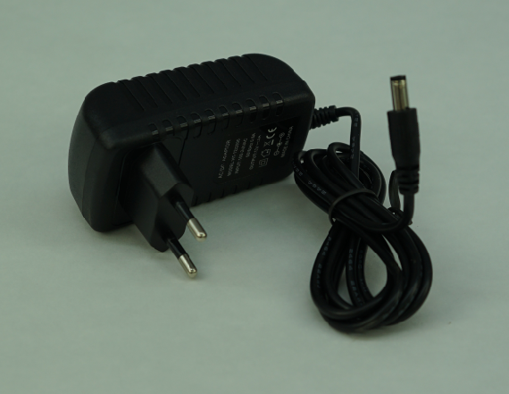 Netzteil 12 V / 2 A für Power Lüfter / Power Fan 6 Fach AquaPerfekt